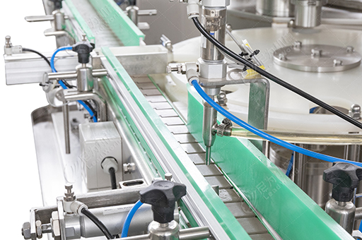 醬菜灌裝機(jī)細(xì)節(jié)